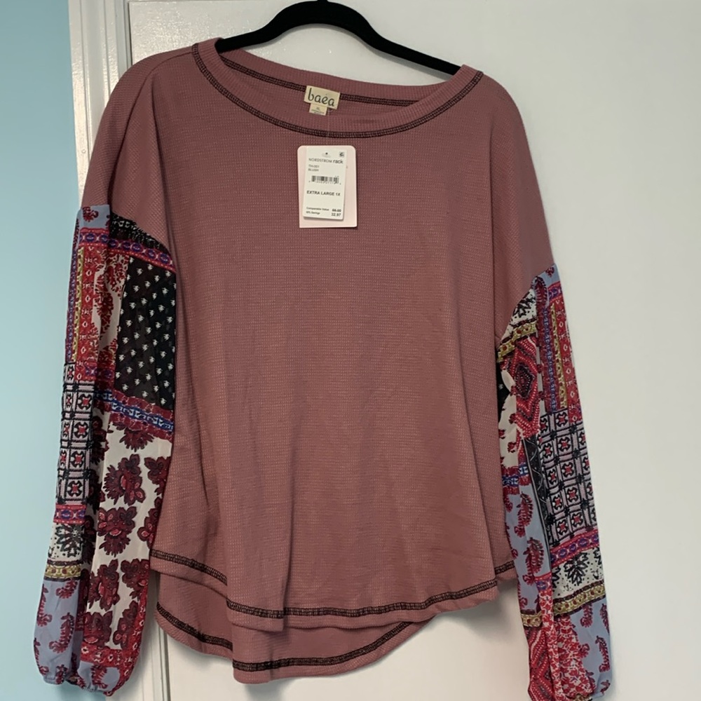 Baea top with flowy sleeves lightweight semi sheer sleeves